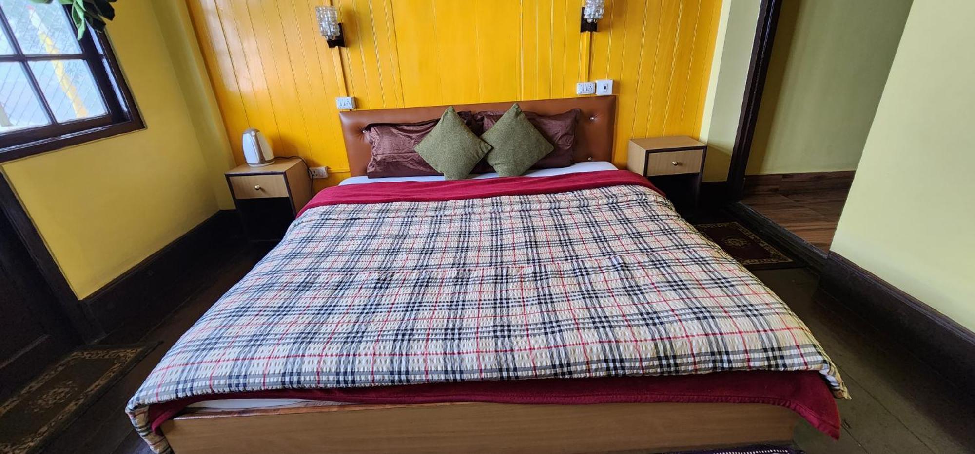 Pahari Soul Bed & Breakfast Дарджилинг Екстериор снимка